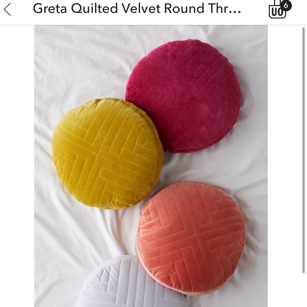 UO greta quilted velvet round throw pillow